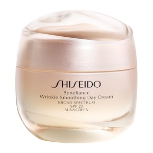 Shiseido Benefiance Дневной крем для разглаживания морщин SPF 23