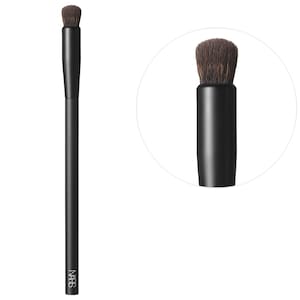 #11 Soft Matte Complete Concealer Brush
