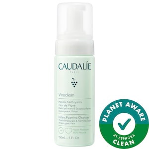 Мягкая пенящаяся очищающая пенка Vinoclean