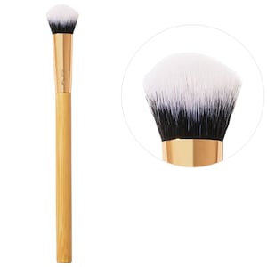angled seamless finish concealer paw brush