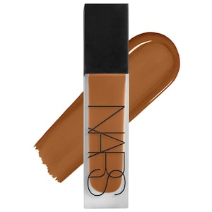 Natural Matte Longwear Pore Blurring Medium-to-Full Coverage Foundation