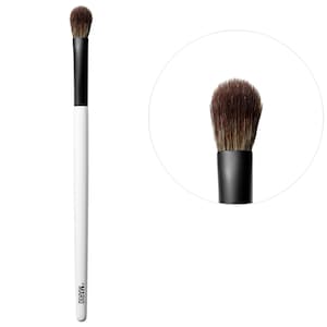 E3 All-Over Tapered Eyeshadow Brush
