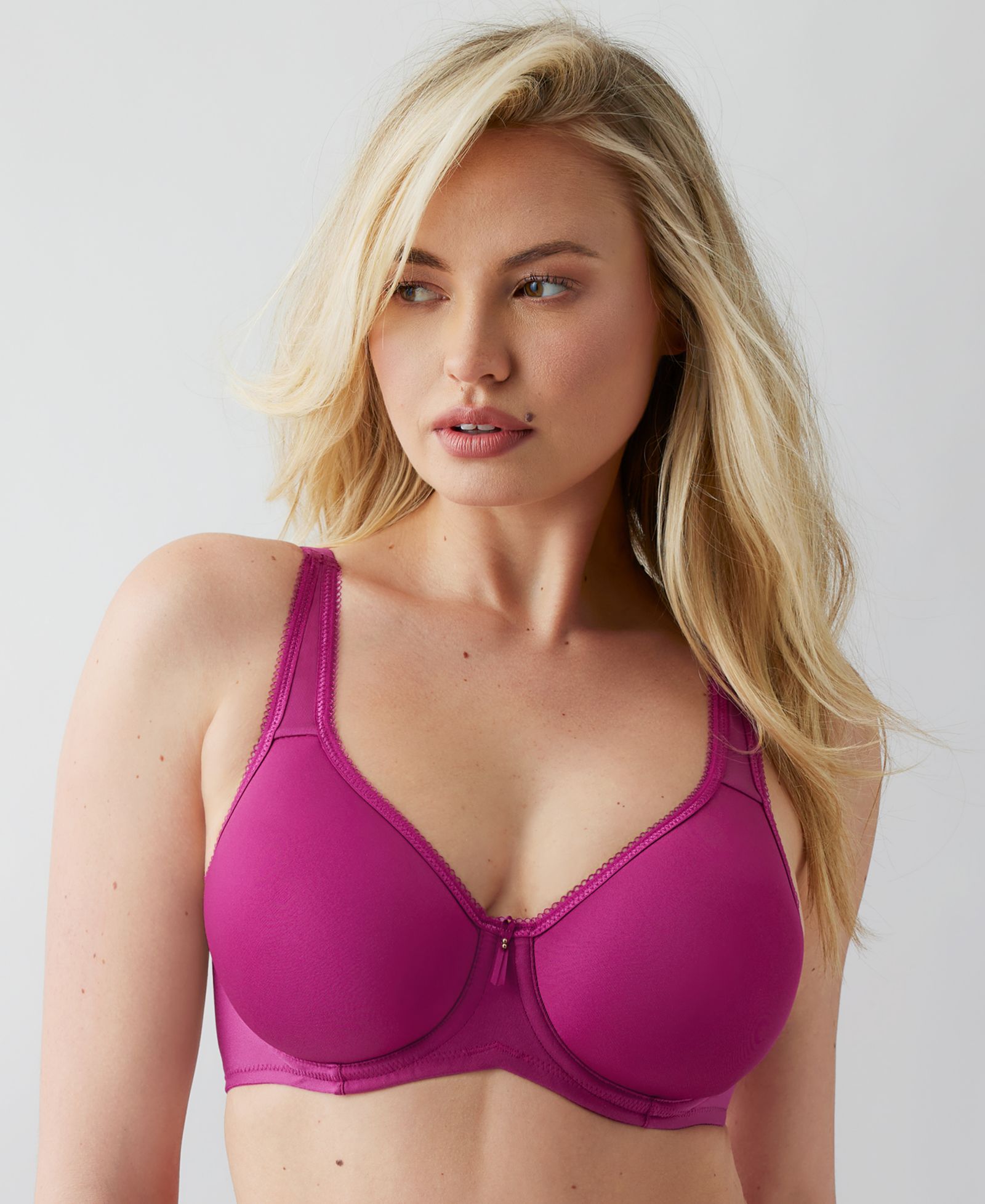 Wacoal Basic Beauty бюстгальтер с косточками 853192