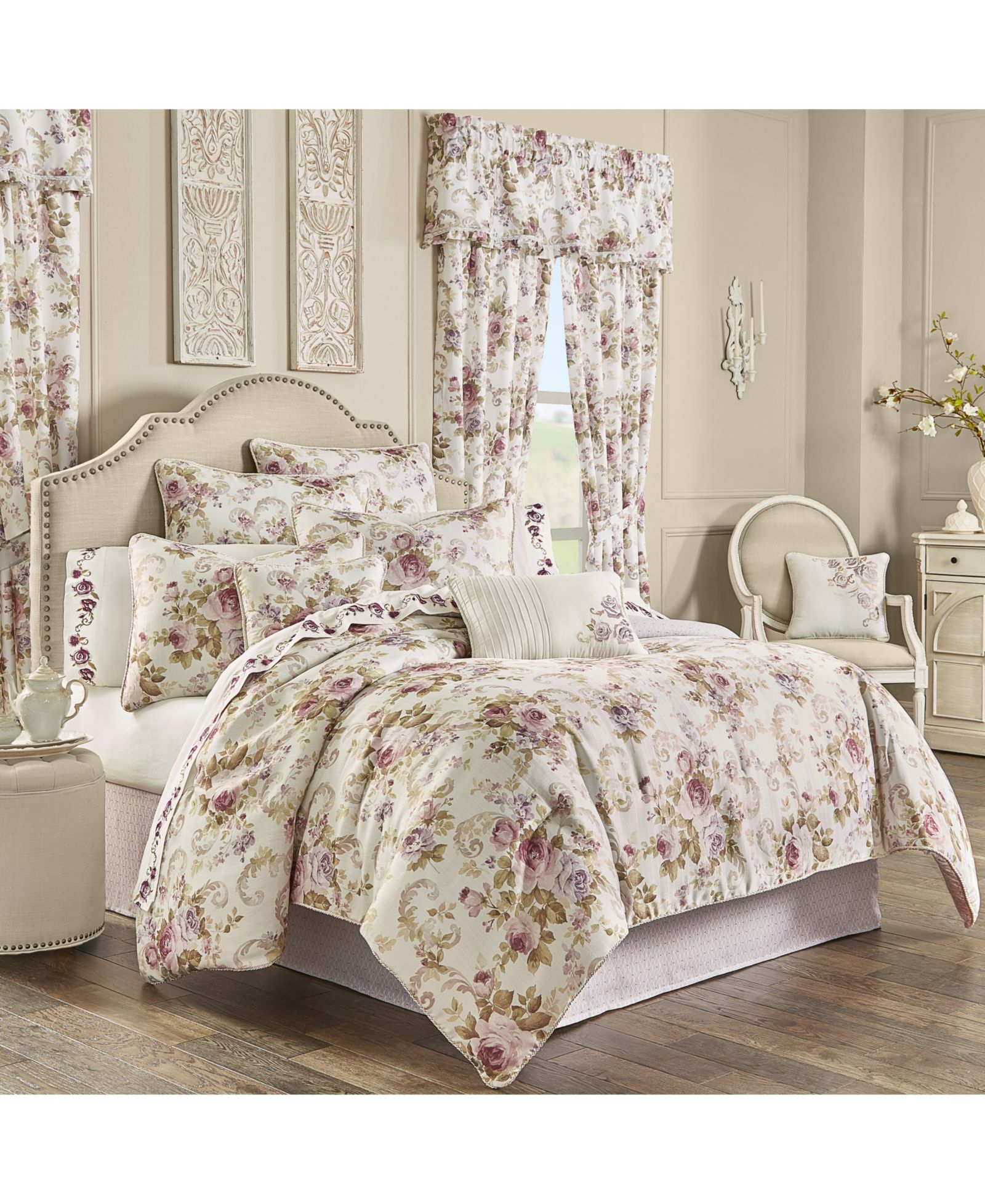 Royal Court Chambord 4-Pc. Comforter Set, King