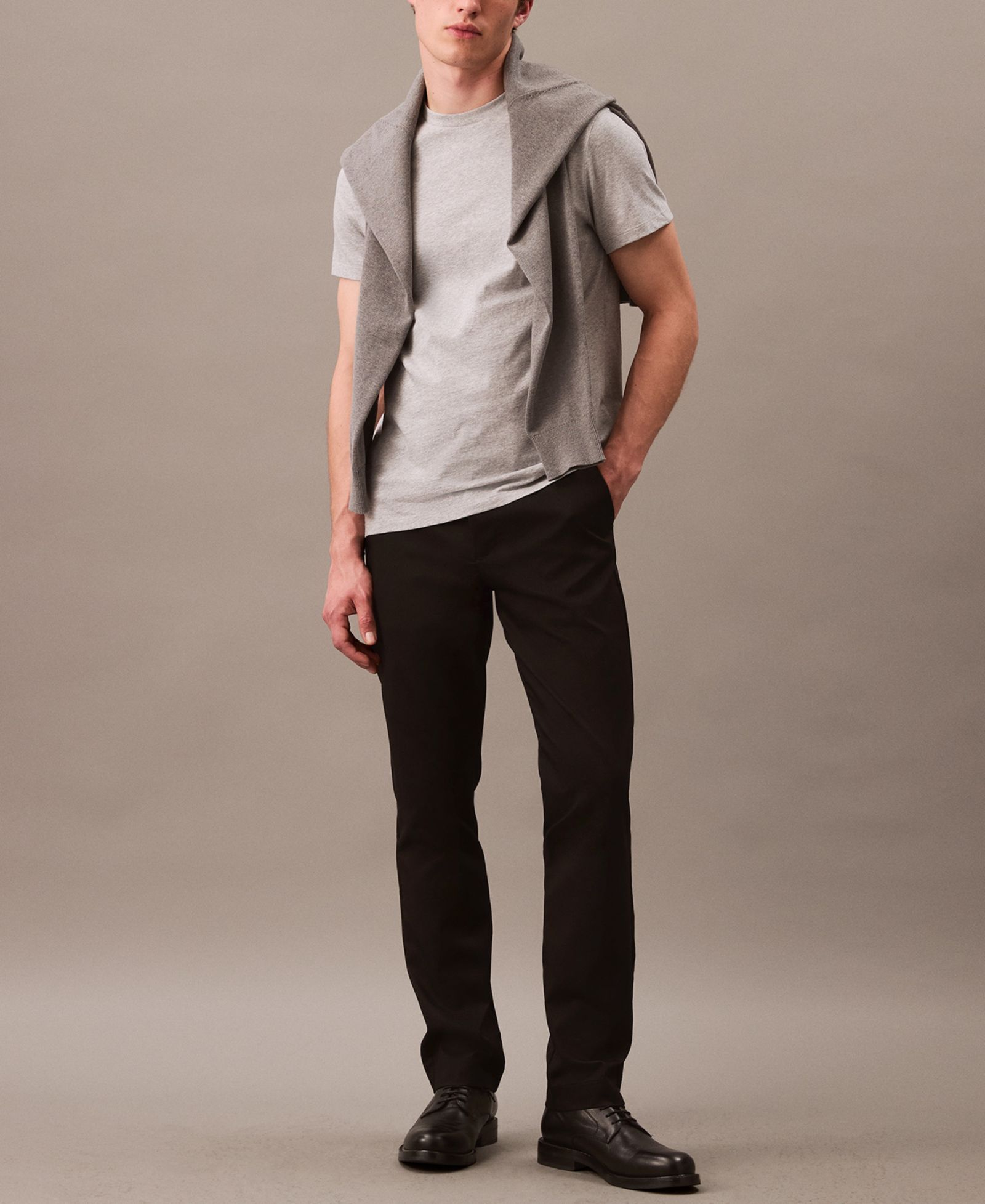Calvin Klein Men's Slim-Fit Modern Stretch Chino Pants