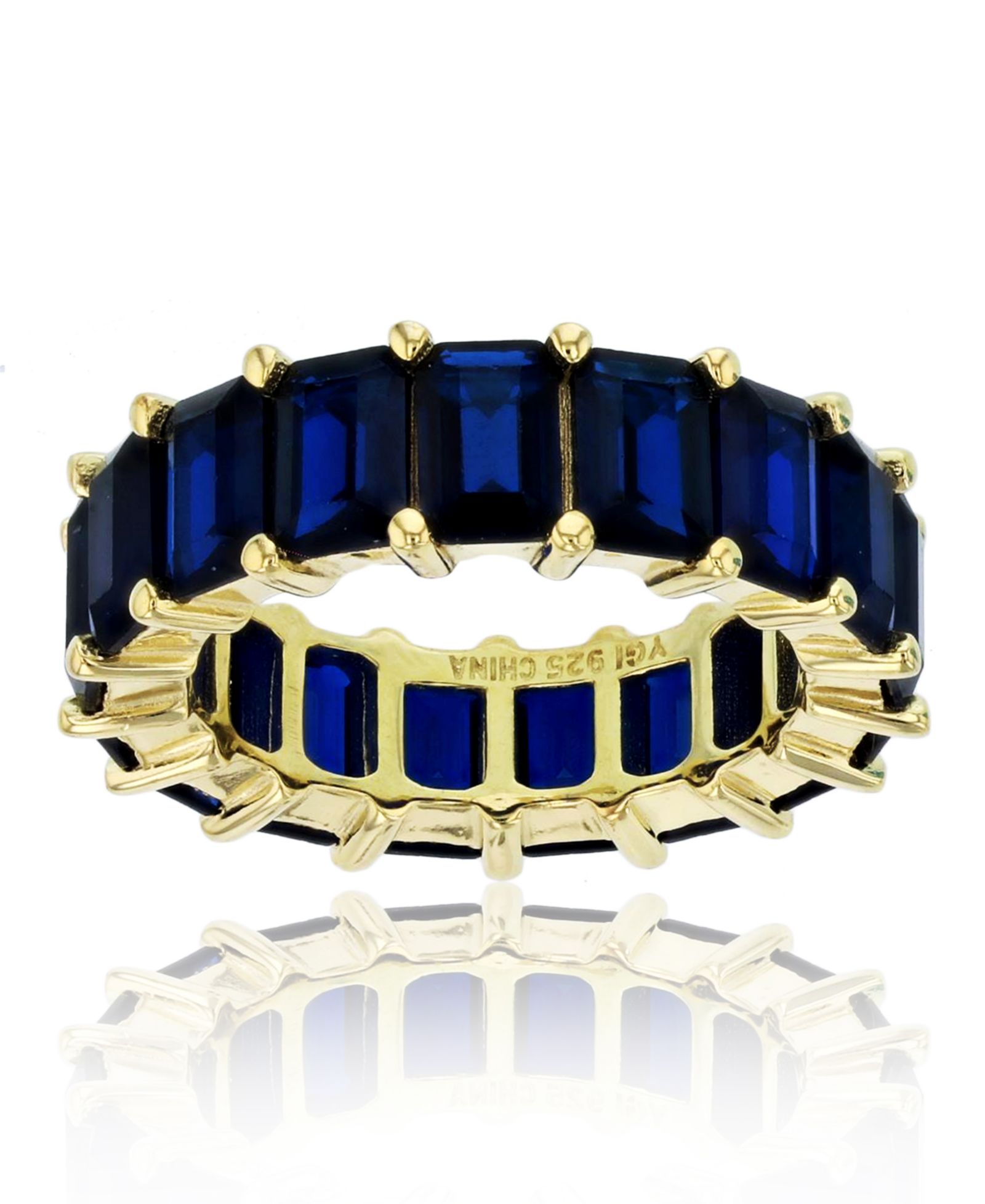 Помолничное кольцо Eternity Band в 14k Yellow Gold Plated Sterling Silver с Blue Spinel Emerald Cut