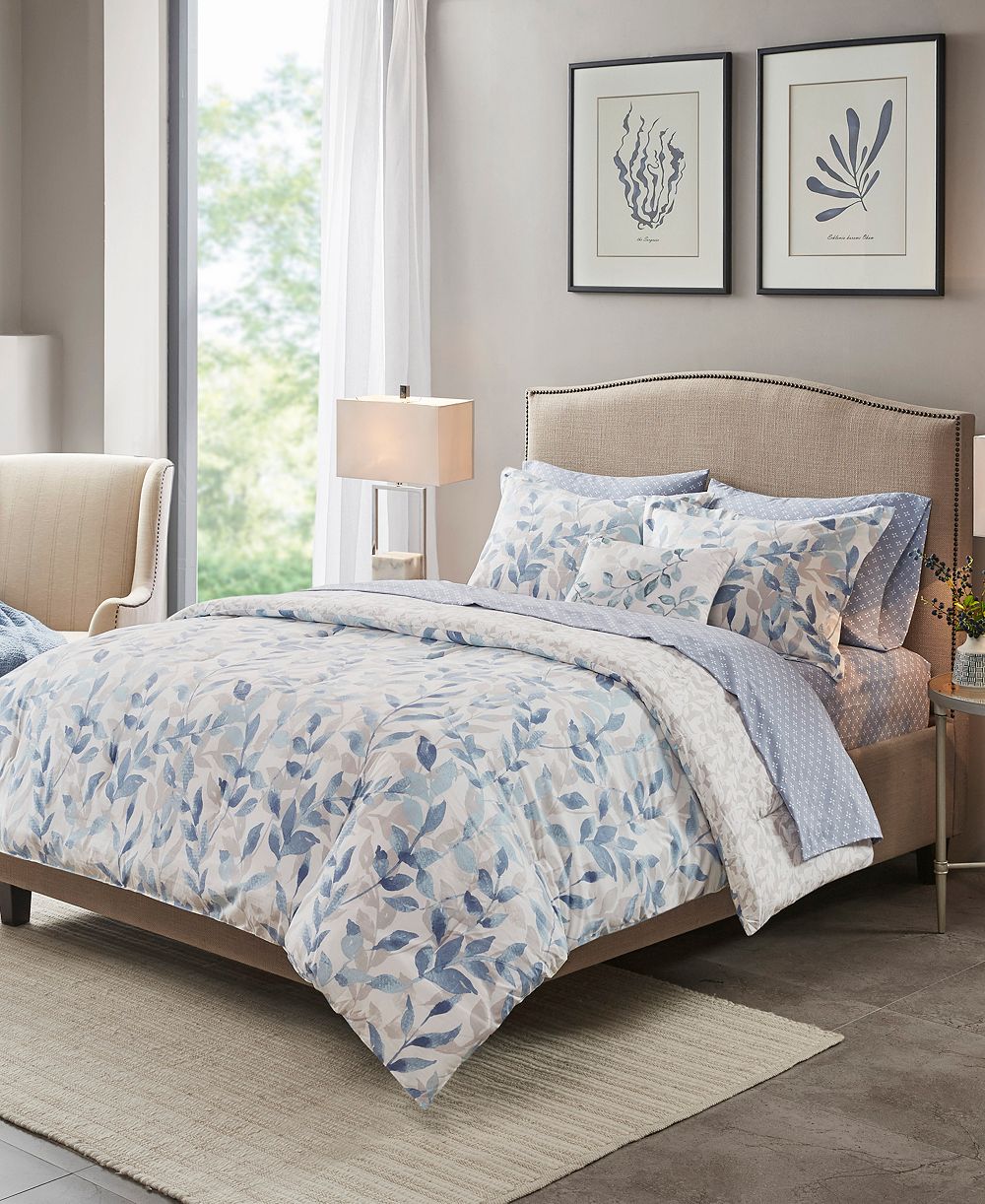 Комплект из 8-ми предметов Madison Park Essentials Sofia Reversible, Full