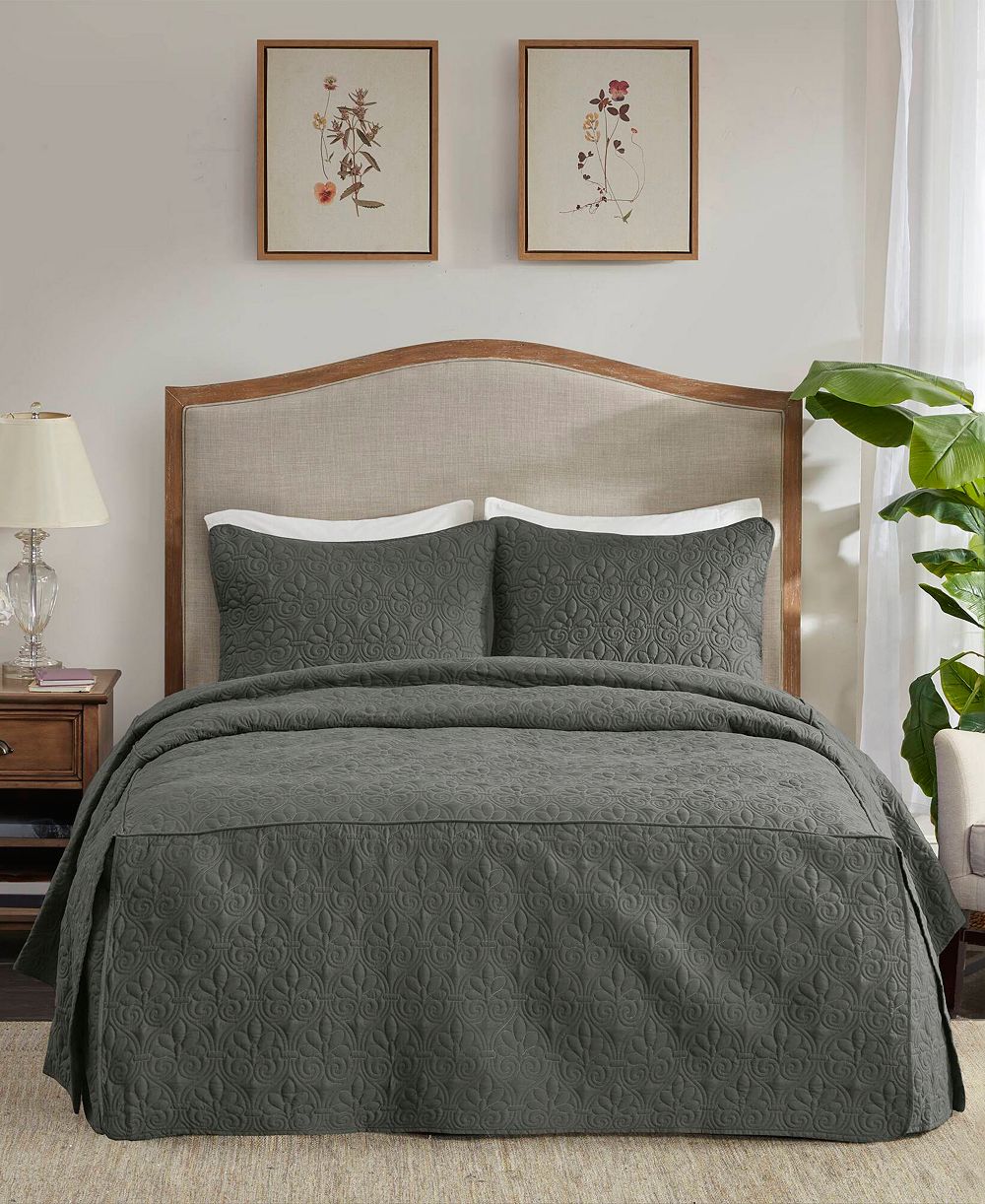 Madison Park Quebec Open Corner Pleated Quilted Bedspread, Queen