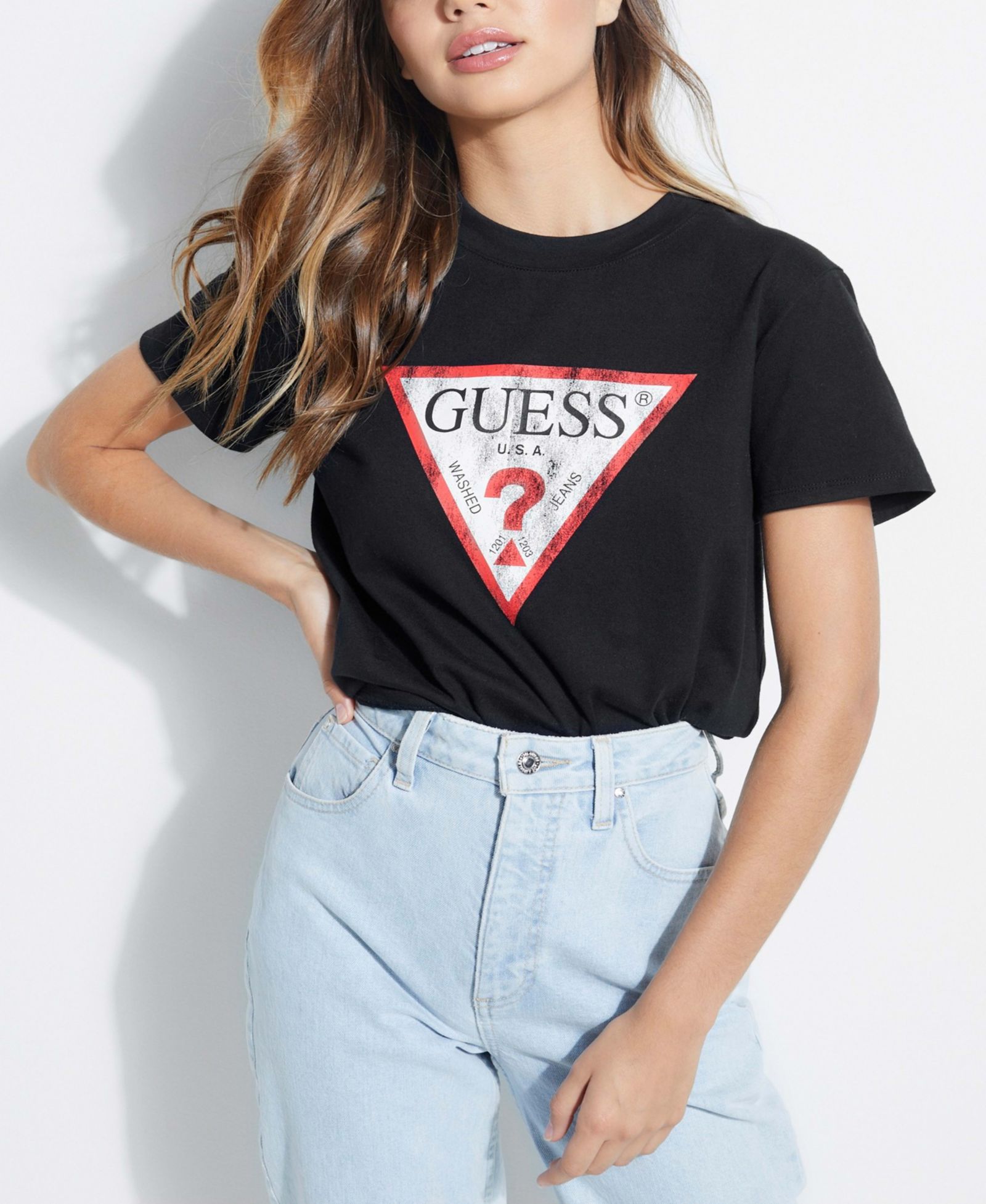 GUESS Women's Logo Graphic T-Shirt