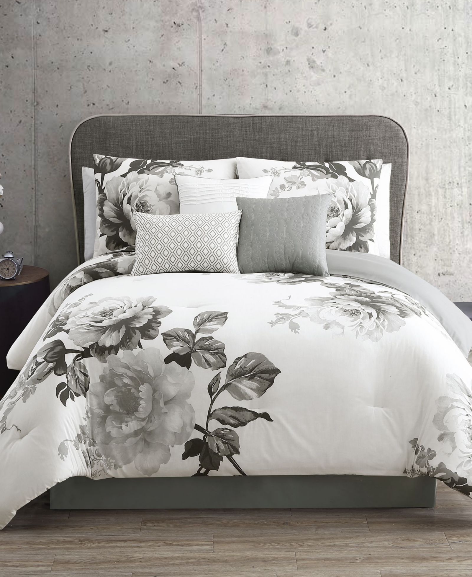 Riverbrook Home Ridgely 7 Piece Comforter Set, King