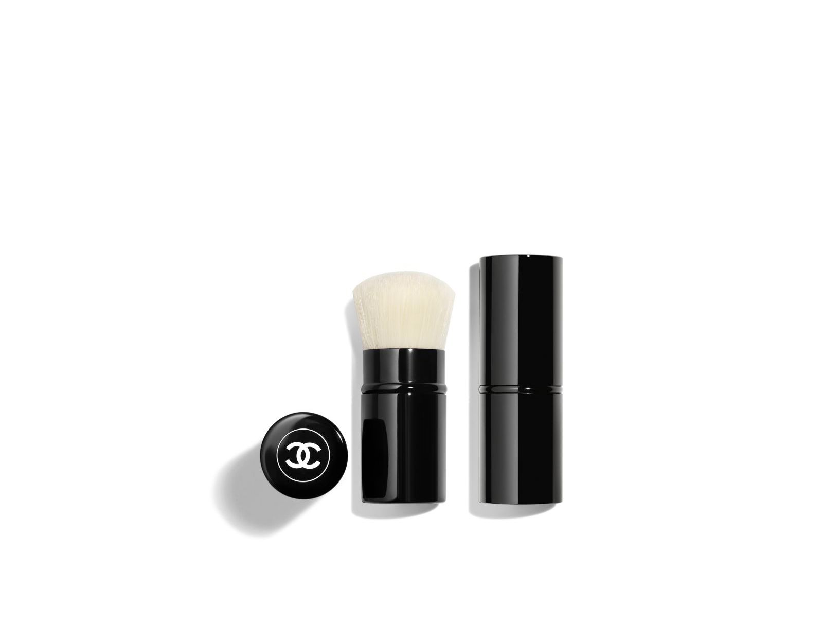 LES PINCEAUX DE CHANEL Retractable Kabuki Brush N°108
