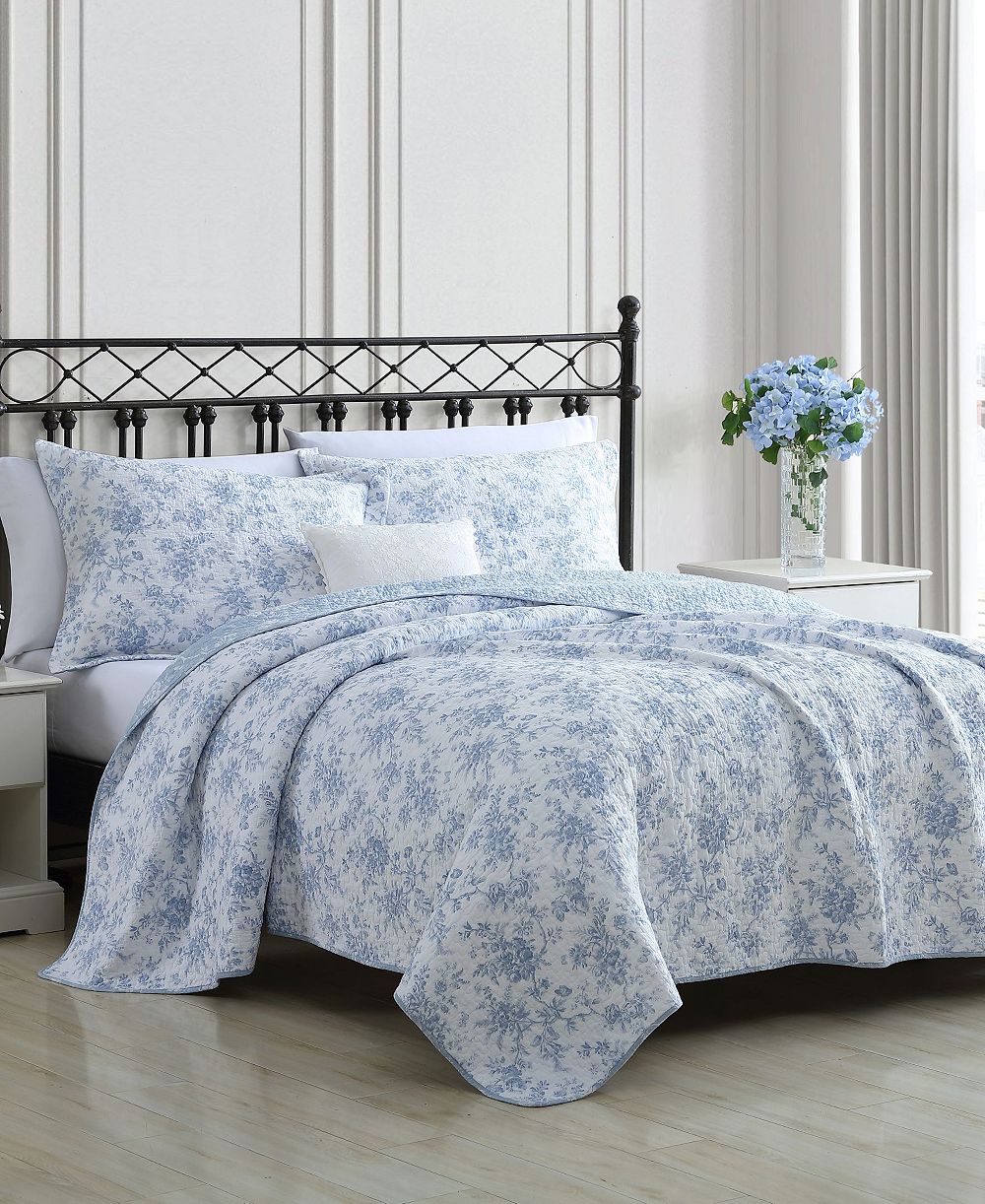 Комплект из 3 предметов Laura Ashley Walled Garden Reversible, King