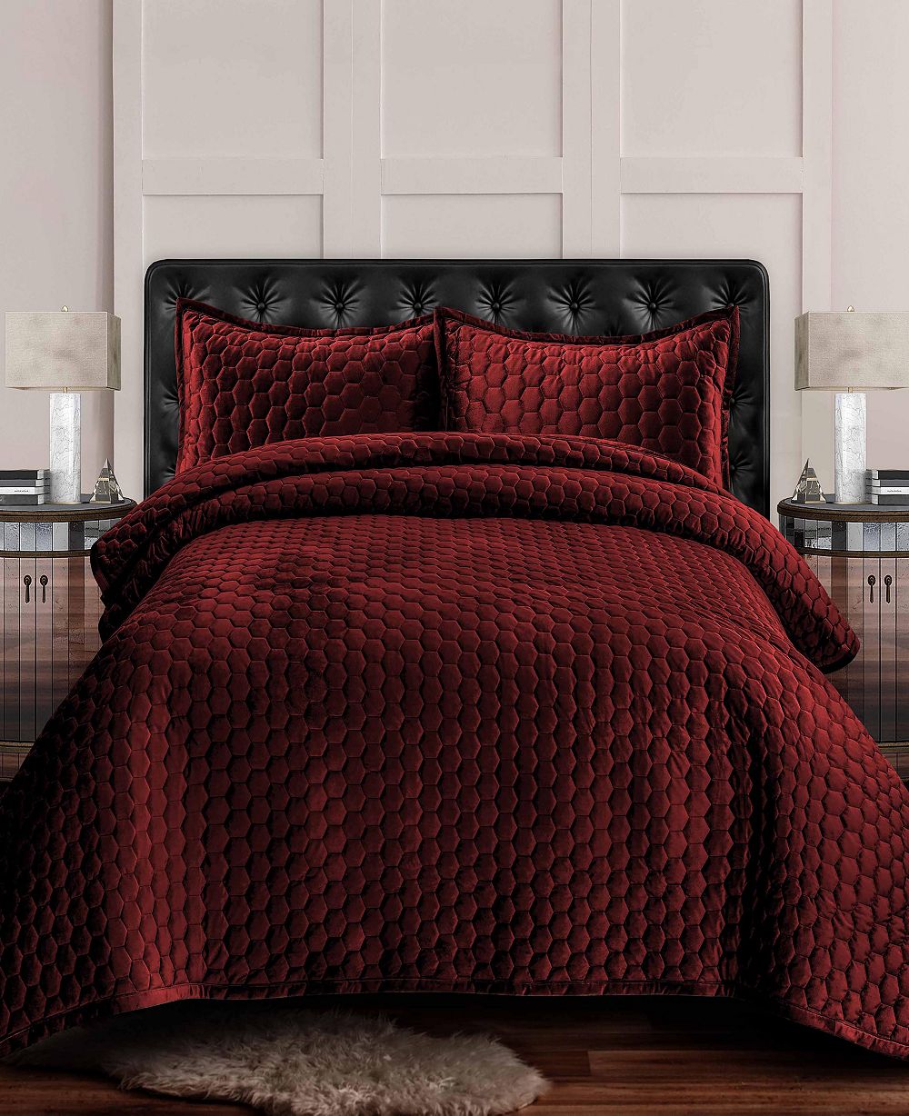 Tribeca Living Lugano Honeycomb Velvet Oversized Solid 3 piece Quilt Set, King