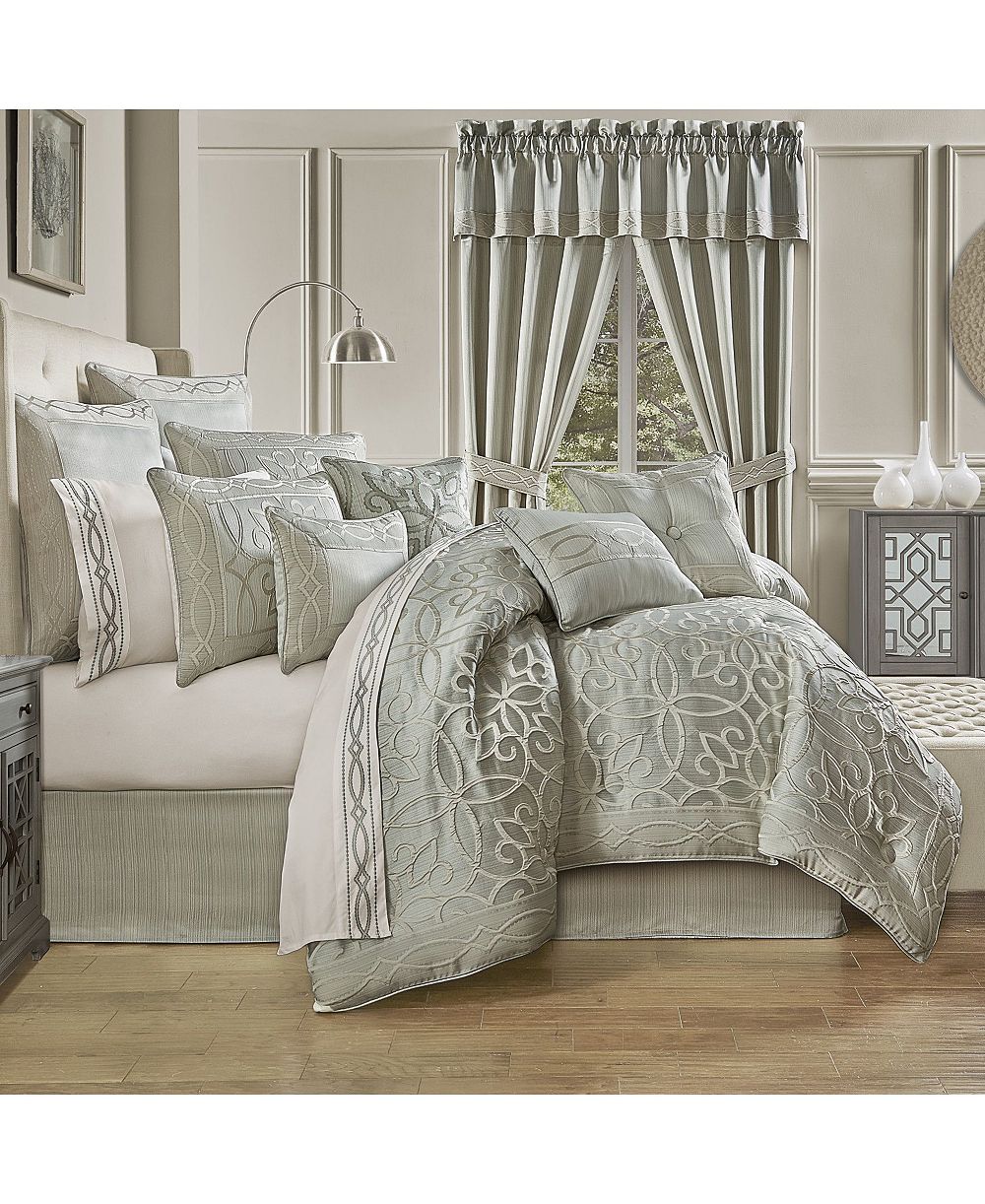 Five Queens Court Nouveau 4-Pc. Comforter Set, California King