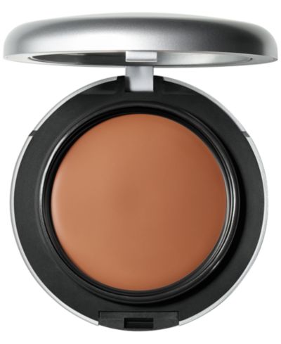 NW30 (medium beige/rosy undertone)