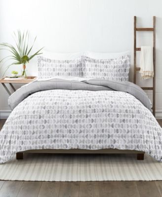 ienjoy Home Moonlight Stars Reversible 2-Pc. Comforter Set, Twin/Twin XL