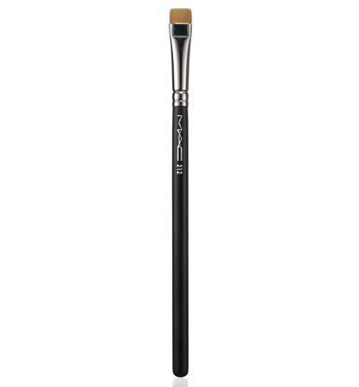 MAC 212 Flat Definer Brush