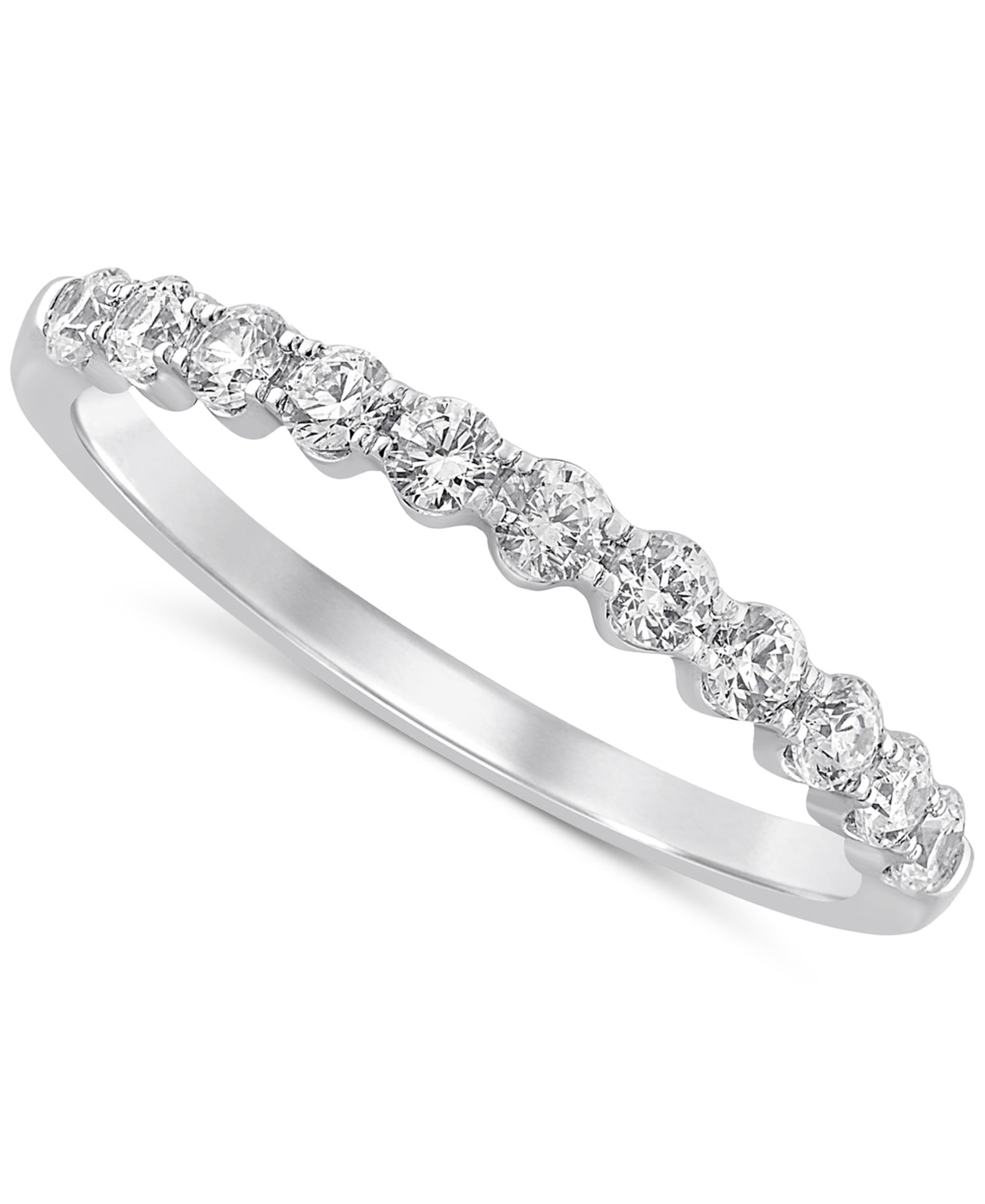 Diamond Band (1/2 ct. t.w.) в 14k White или Yellow Gold