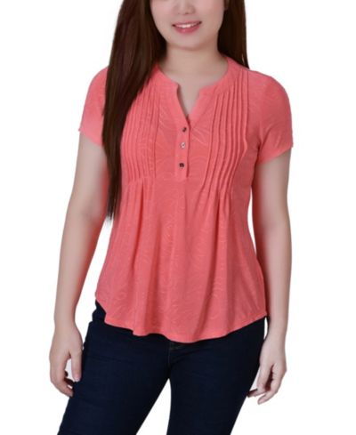 NY Collection Женский трикотажный топ Jacquard Y Neck Short Sleeve Petite
