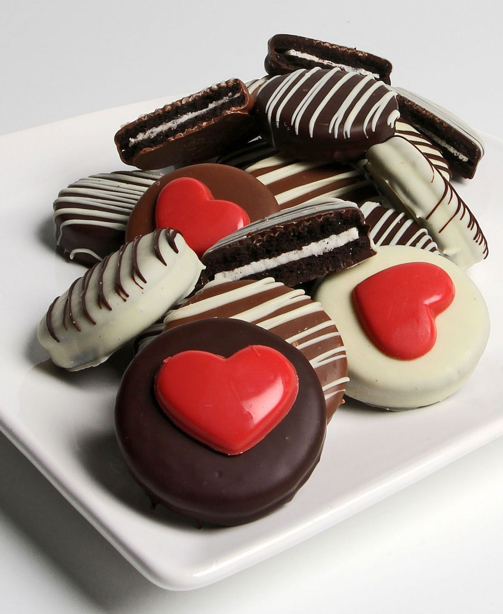 Печенье Chocolate Covered Company Heart Classic Belgian Chocolate Oreo 12 Piece