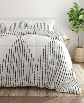 ienjoy Home Ultra Soft Diamond Stripe 2-Pc. Comforter Set, Twin