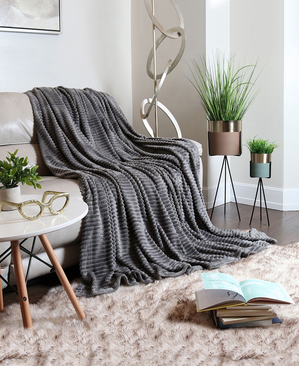 Nestl Cut Plush Lightweight Super Soft Fuzzy Luxury Bed Blanket, Twin