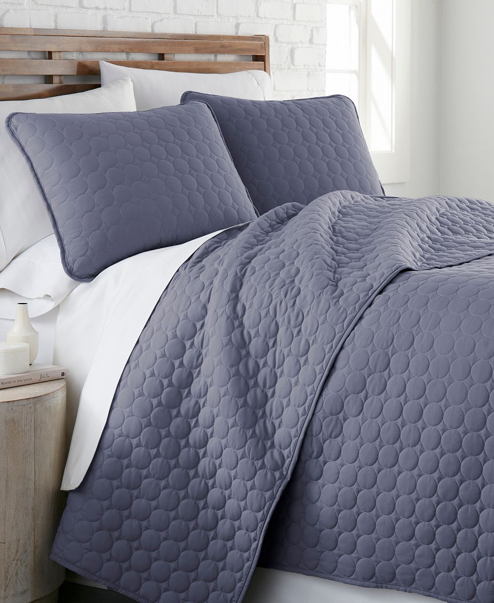 Southshore Fine Linens Ultra-Soft Lightweight Embroidered 3-Pc. Quilt Set, Twin/Twin XL