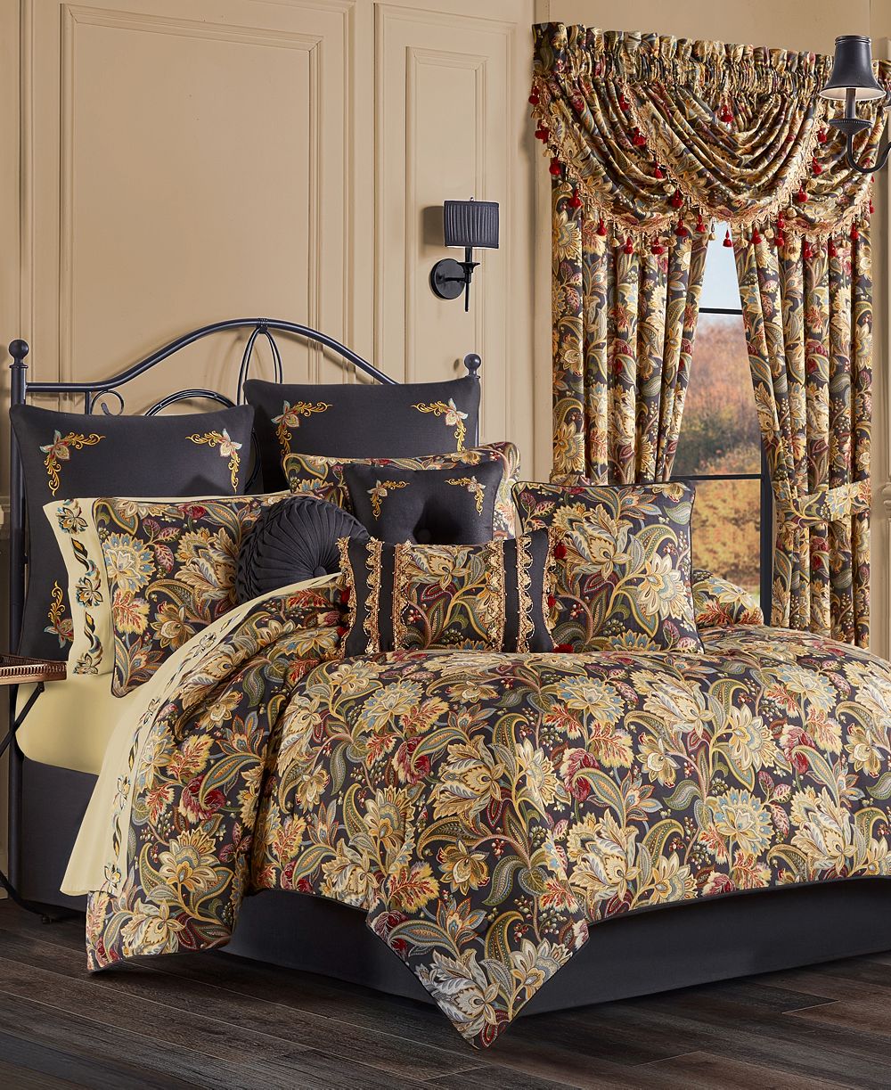 Five Queens Court Stefania 4 Piece Comforter Set, California King