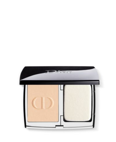 2W Warm (Light skin with golden undertones)