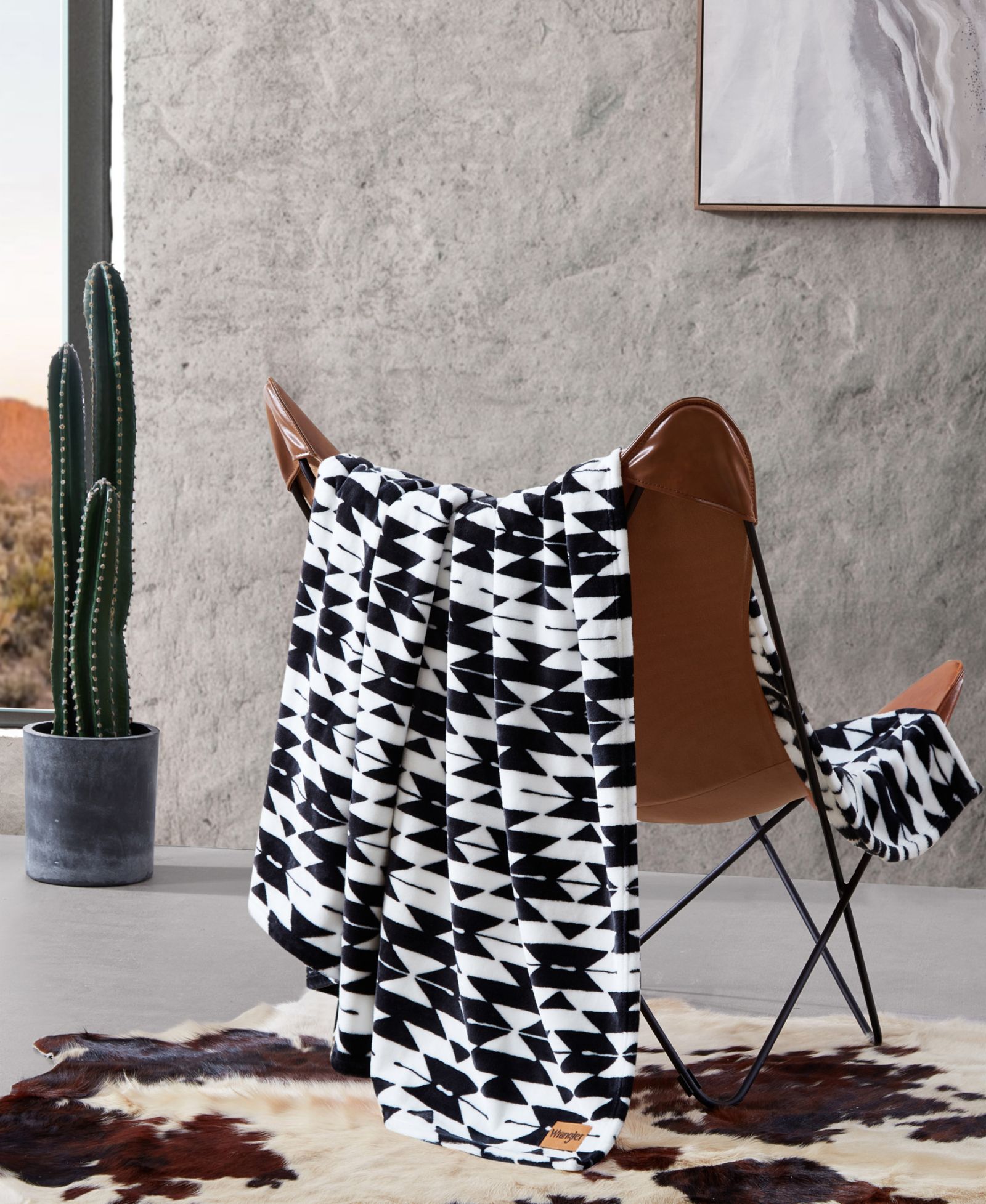 Wrangler Navajo Ultra Soft Plush Fleece Reversible Throw, 70" x 50"