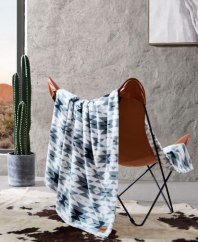 Мягкий двусторонний плед Wrangler Navajo Ultra Soft Plush Fleece, 70" x 50"