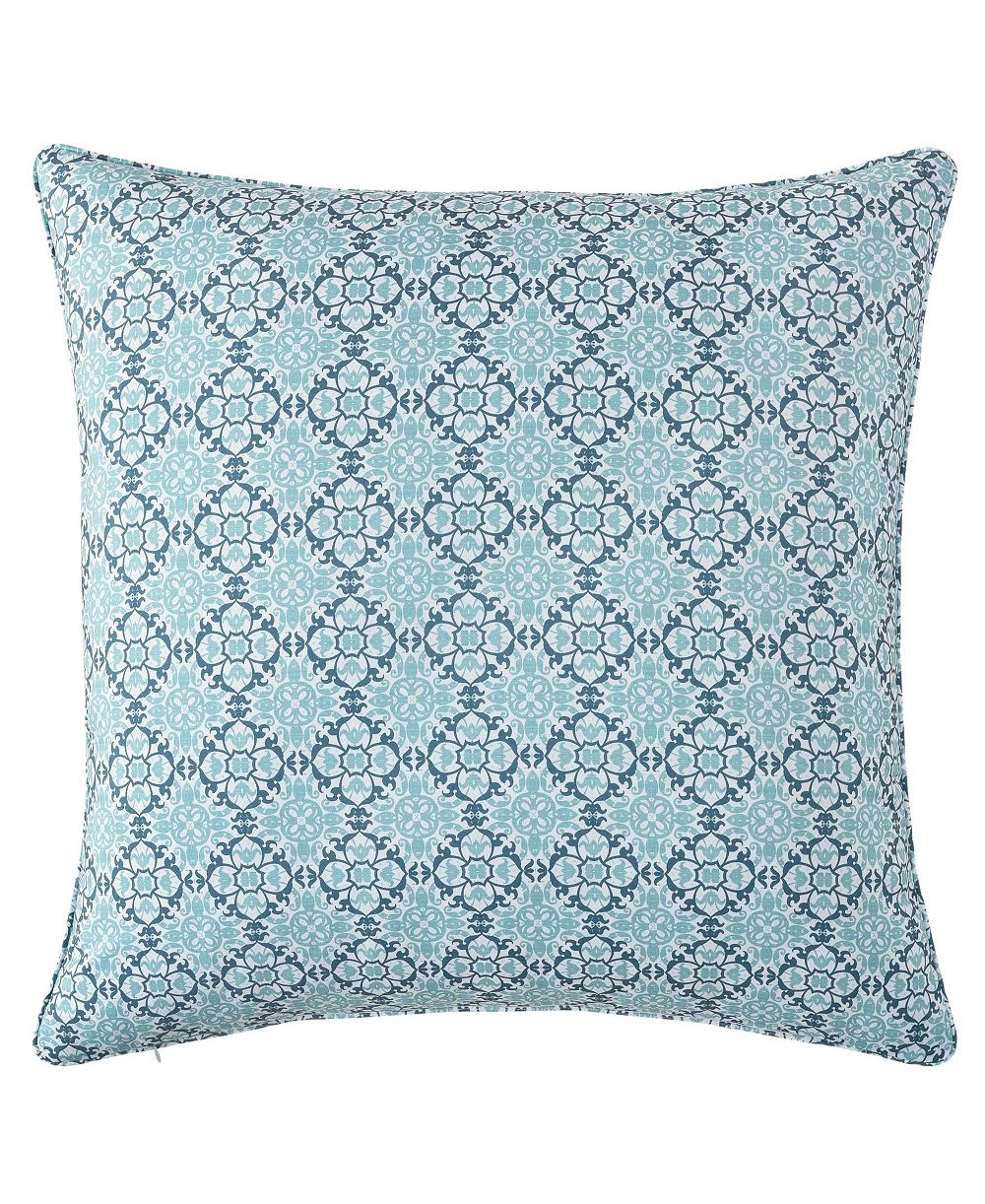 Royal Court Afton Sham, European
