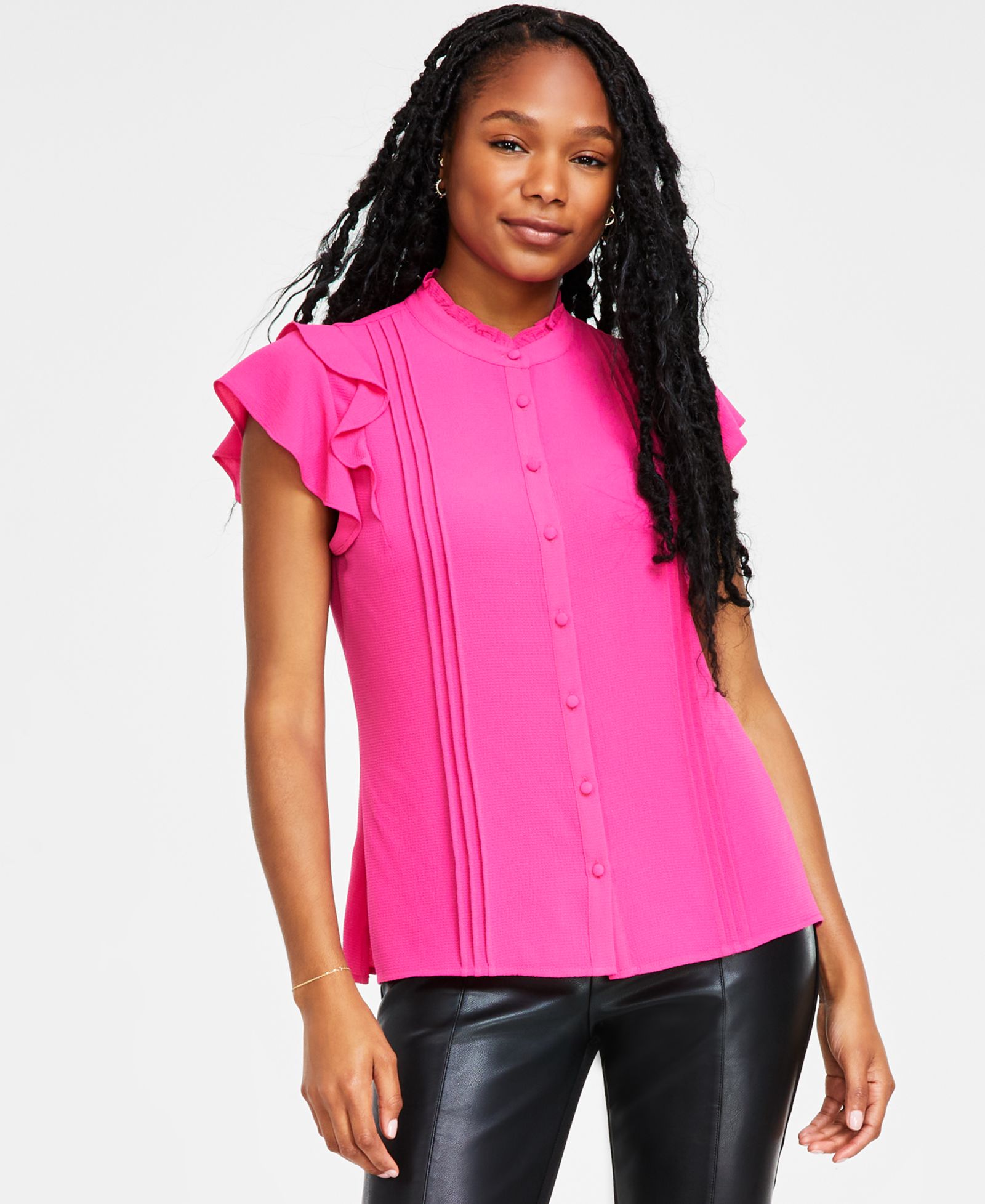 Блузка CeCe Women's Short Sleeve Pin-tuck Ruffled Button-up