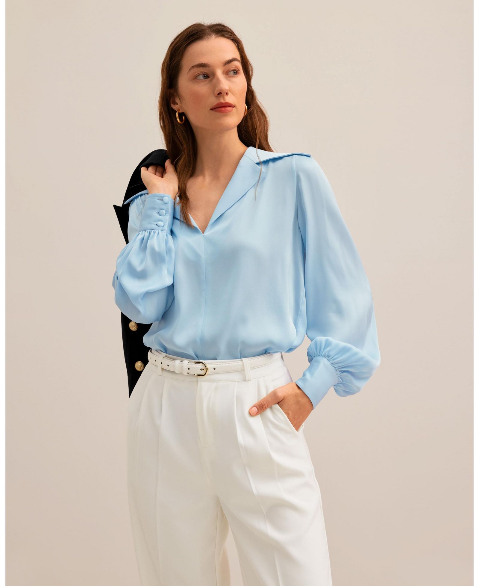 LILYSILK Women's The Cervina V-Neck Silk Blouse