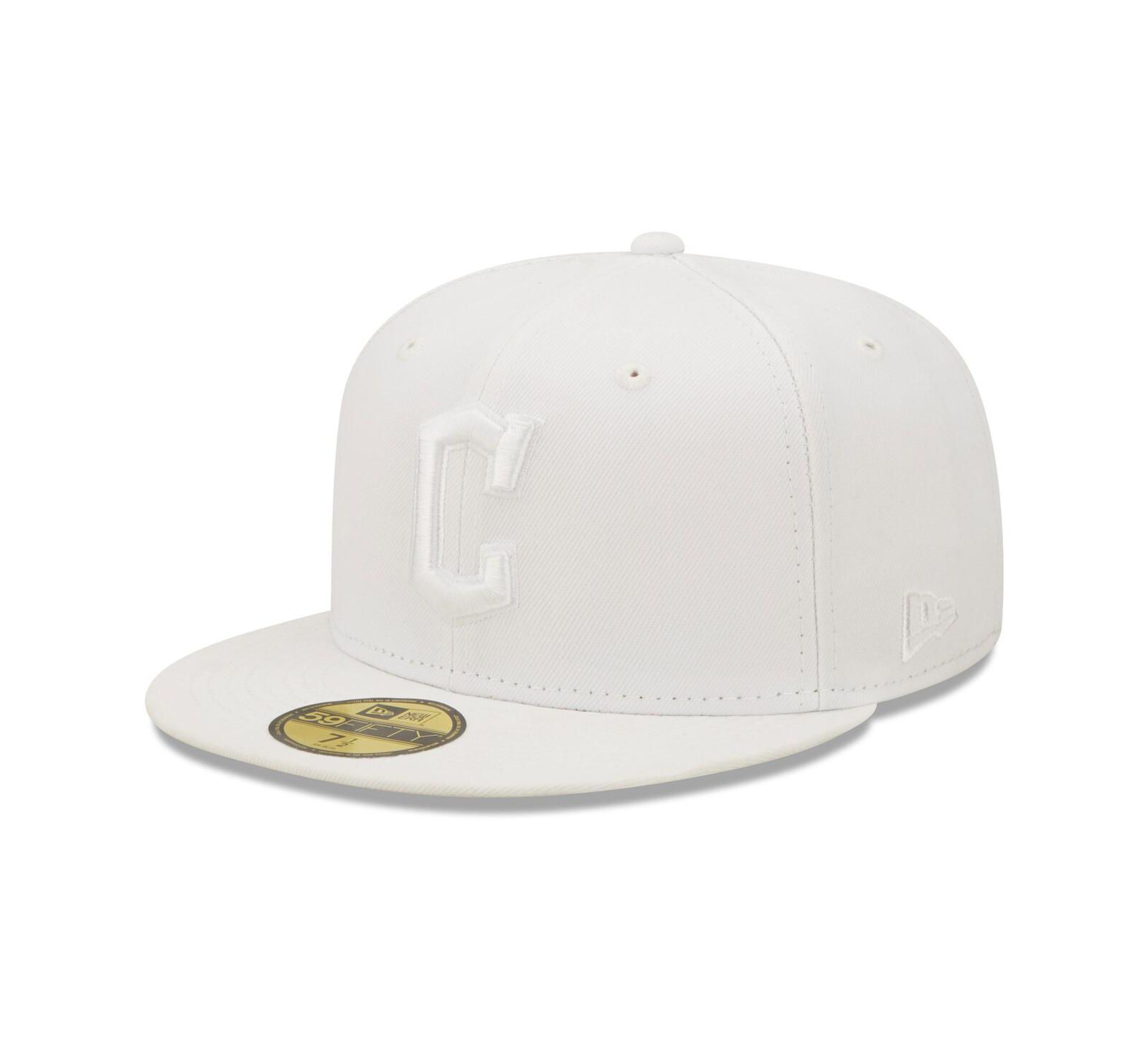 Мужская кепка New Era Cleveland Guardians White on White 59FIFTY