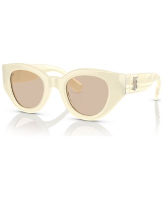Женские солнцезащитные очки Burberry BE4390 Meadow