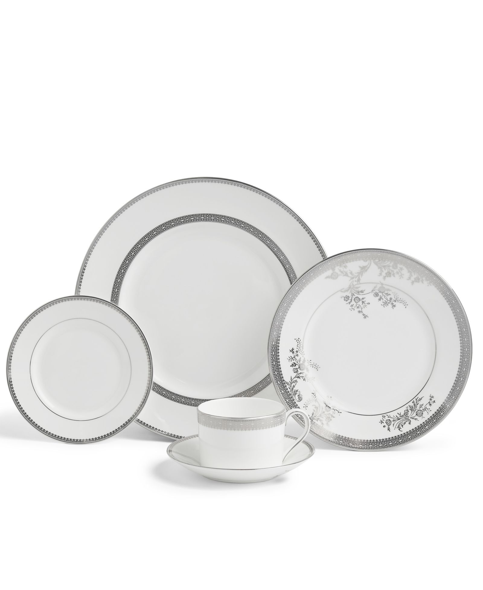 Vera Wang Wedgwood Dinnerware, Lace 5 Piece Place Setting
