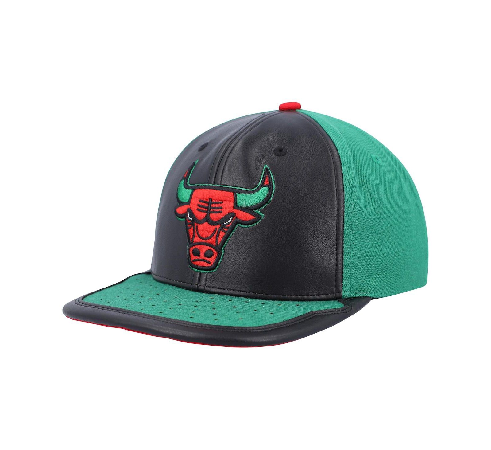 Кепка Mitchell & Ness Men's Black Chicago Bulls Day One Snapback