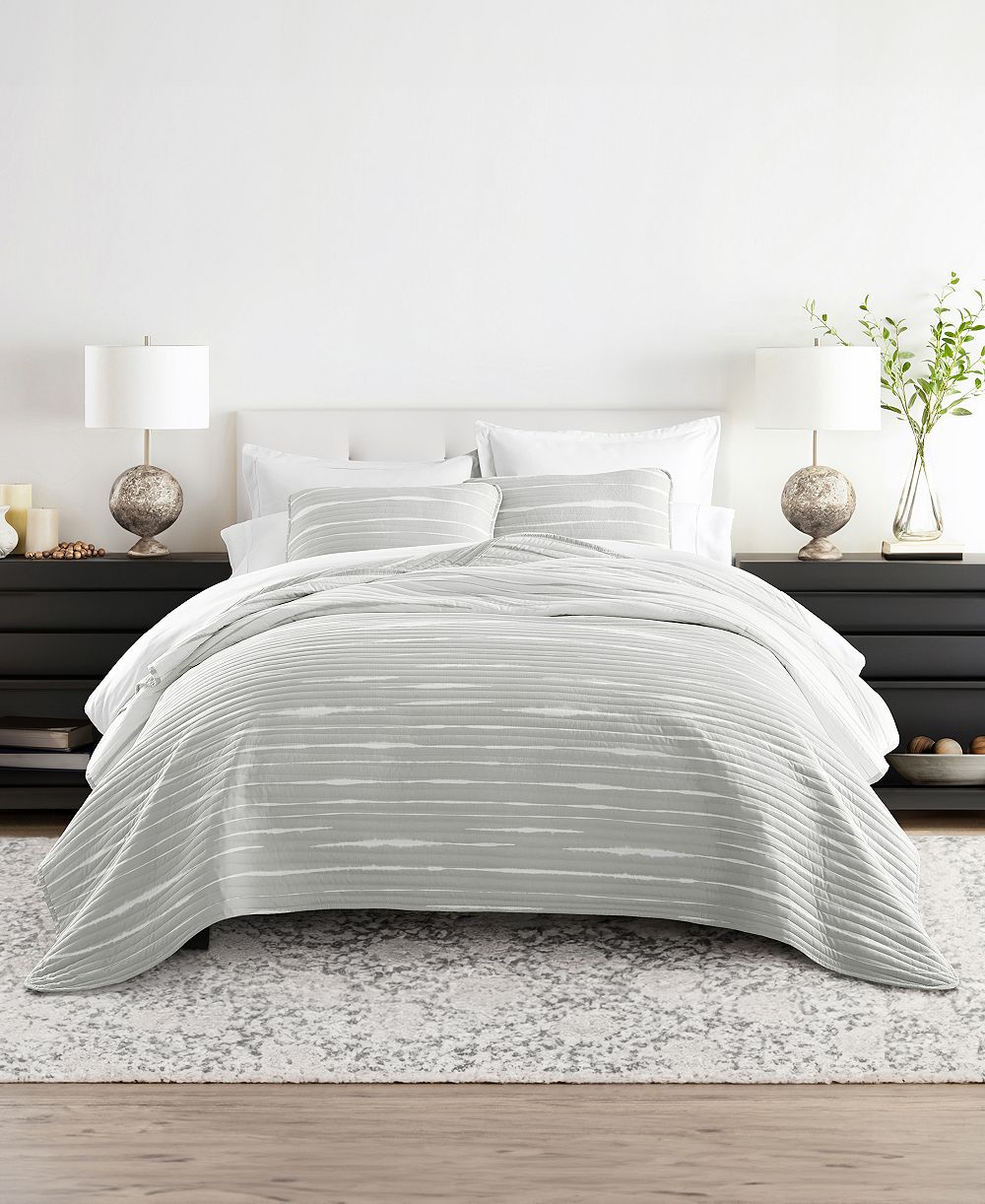 ienjoy Home Horizon Lines Reversible 2-Pc. Lightweight Quilt Set, Twin/Twin XL