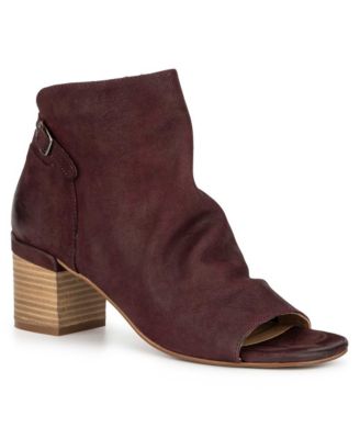 Vintage Foundry Co Women's Sabrina Sandal