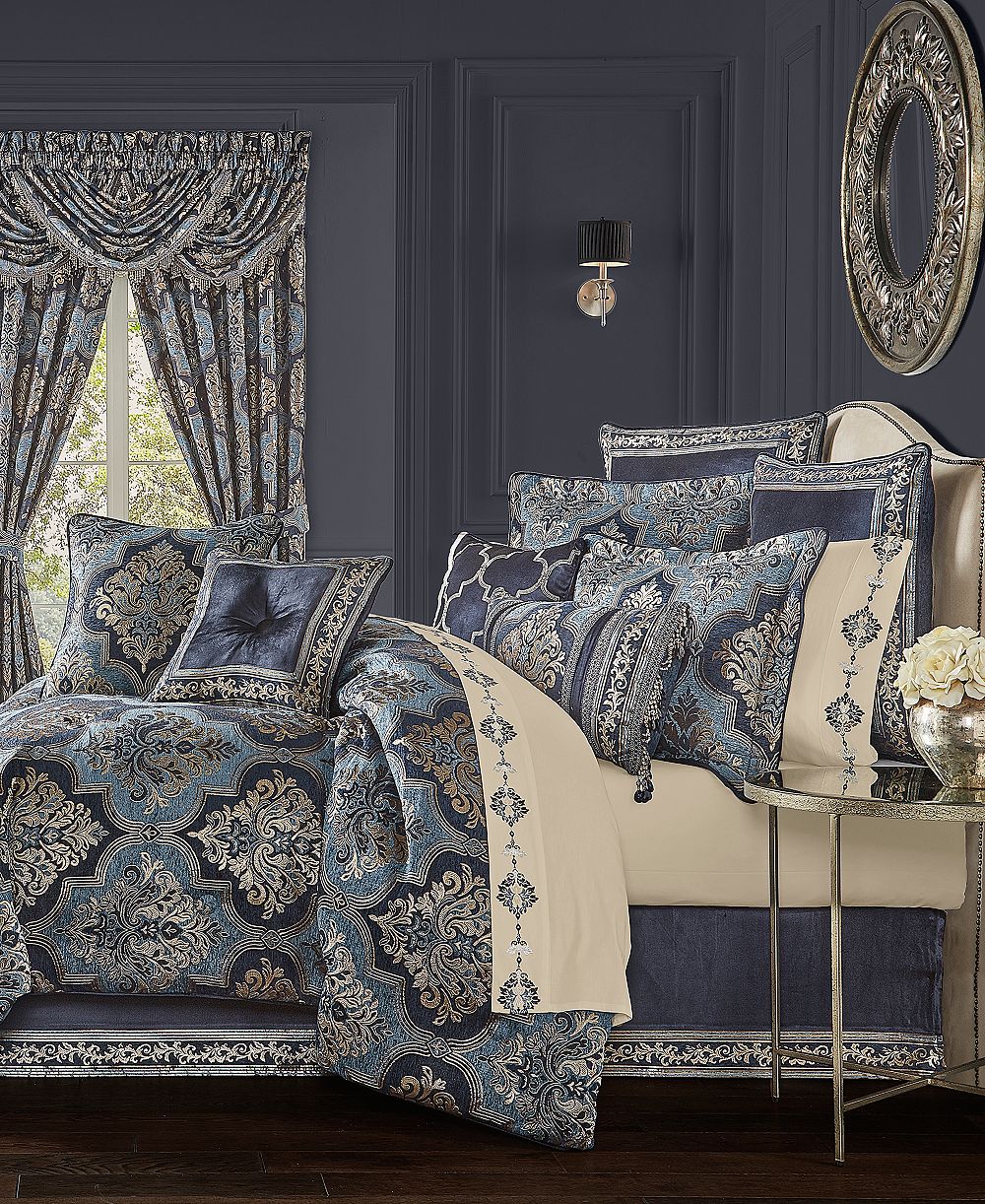 J Queen New York Middlebury 4 Piece Comforter Set, Queen
