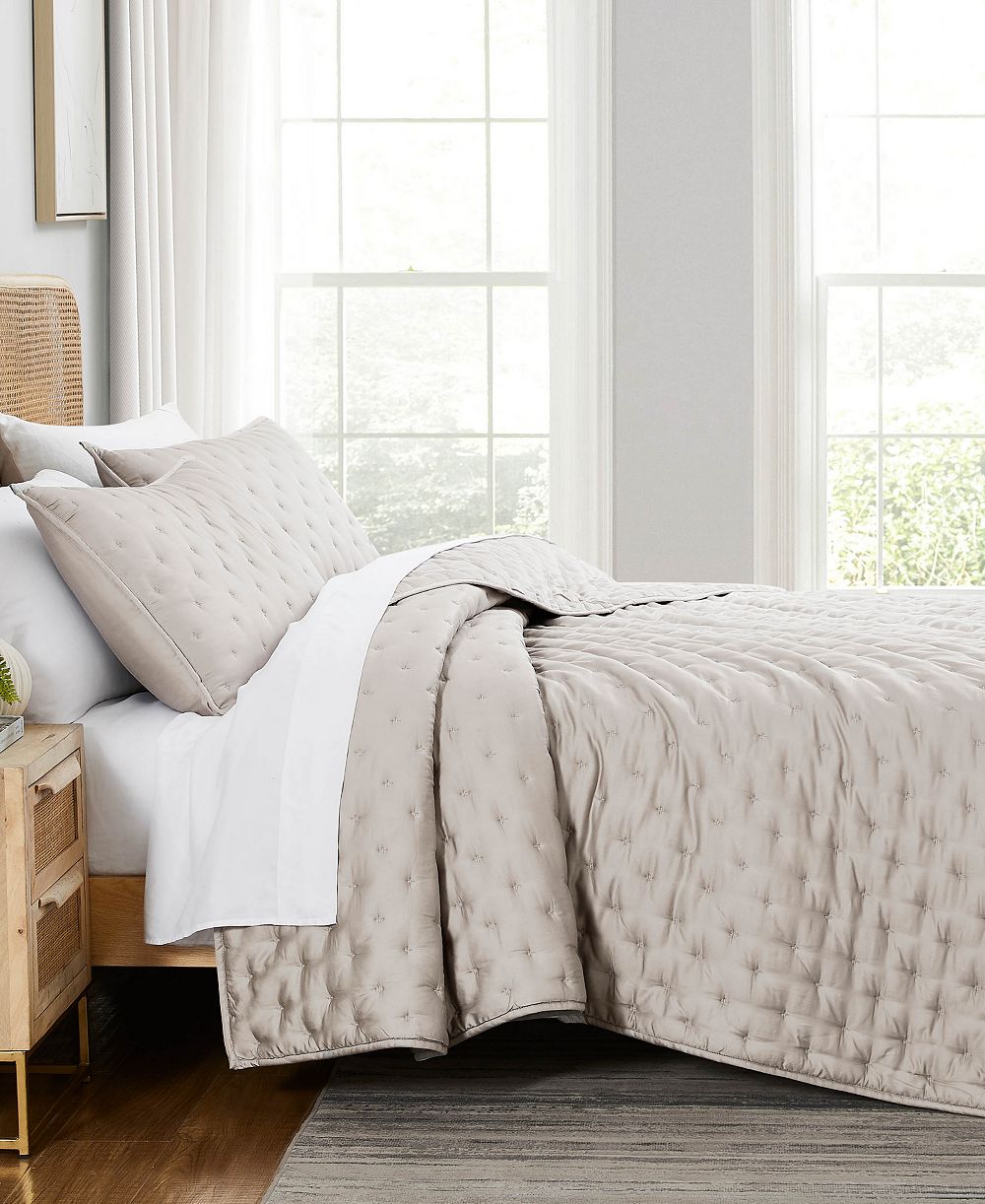 Southshore Fine Linens Luxurious 100% Viscose 3-Pc. Quilt Set, Queen