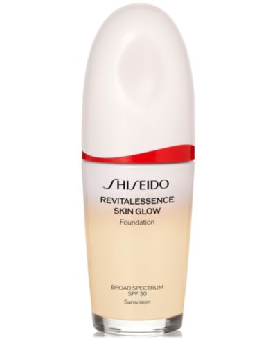 Shiseido RevitalEssence Skin Glow Foundation SPF 30