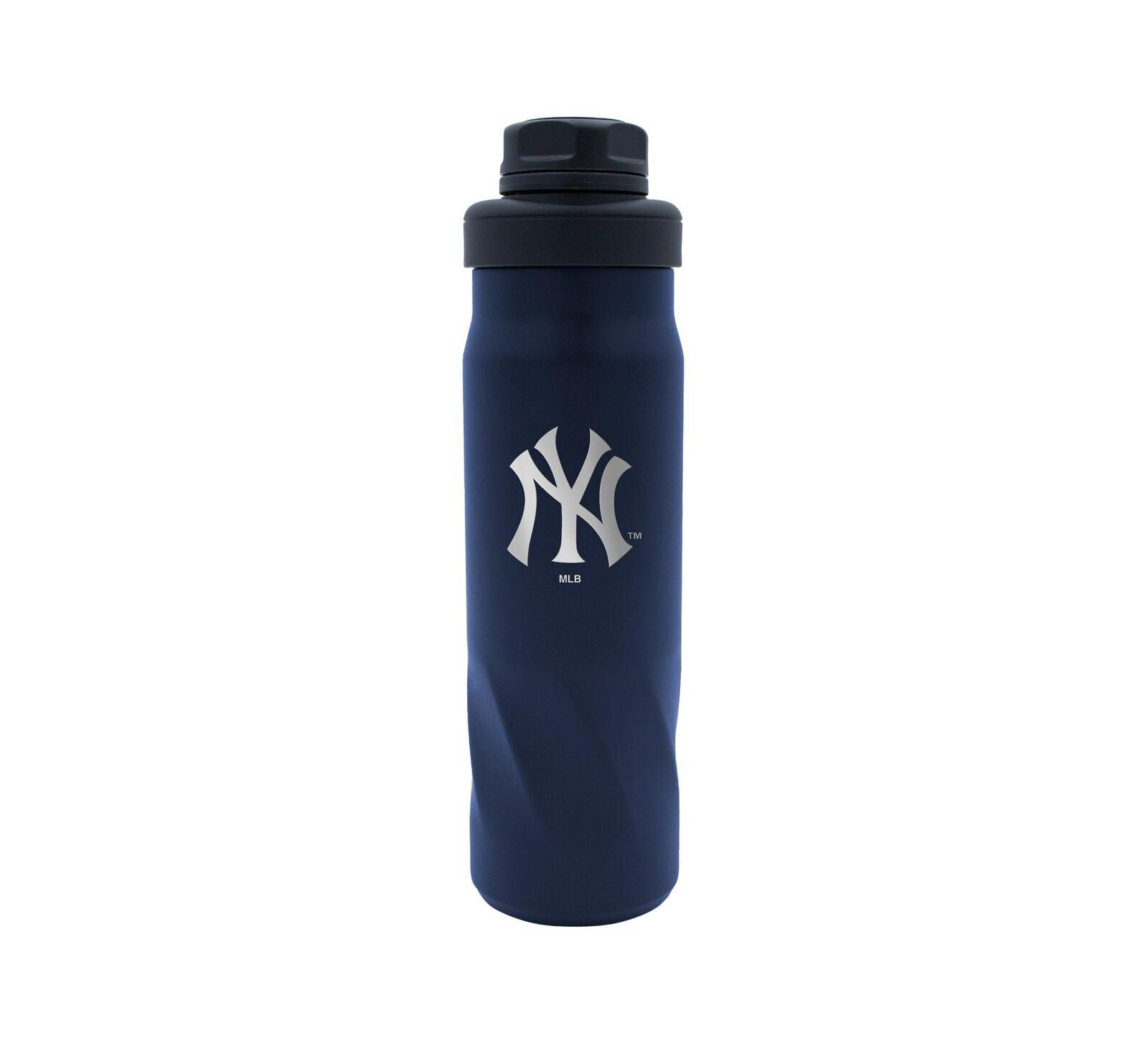 Wincraft New York Yankees 20 Oz Morgan Water Bottle