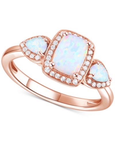 Кольцо с аметистом (1-1/20 ct. t.w.) и выращенным белым сапфиром (1/6 ct. t.w.), три камня в ореоле, позолоченное серебро 14k