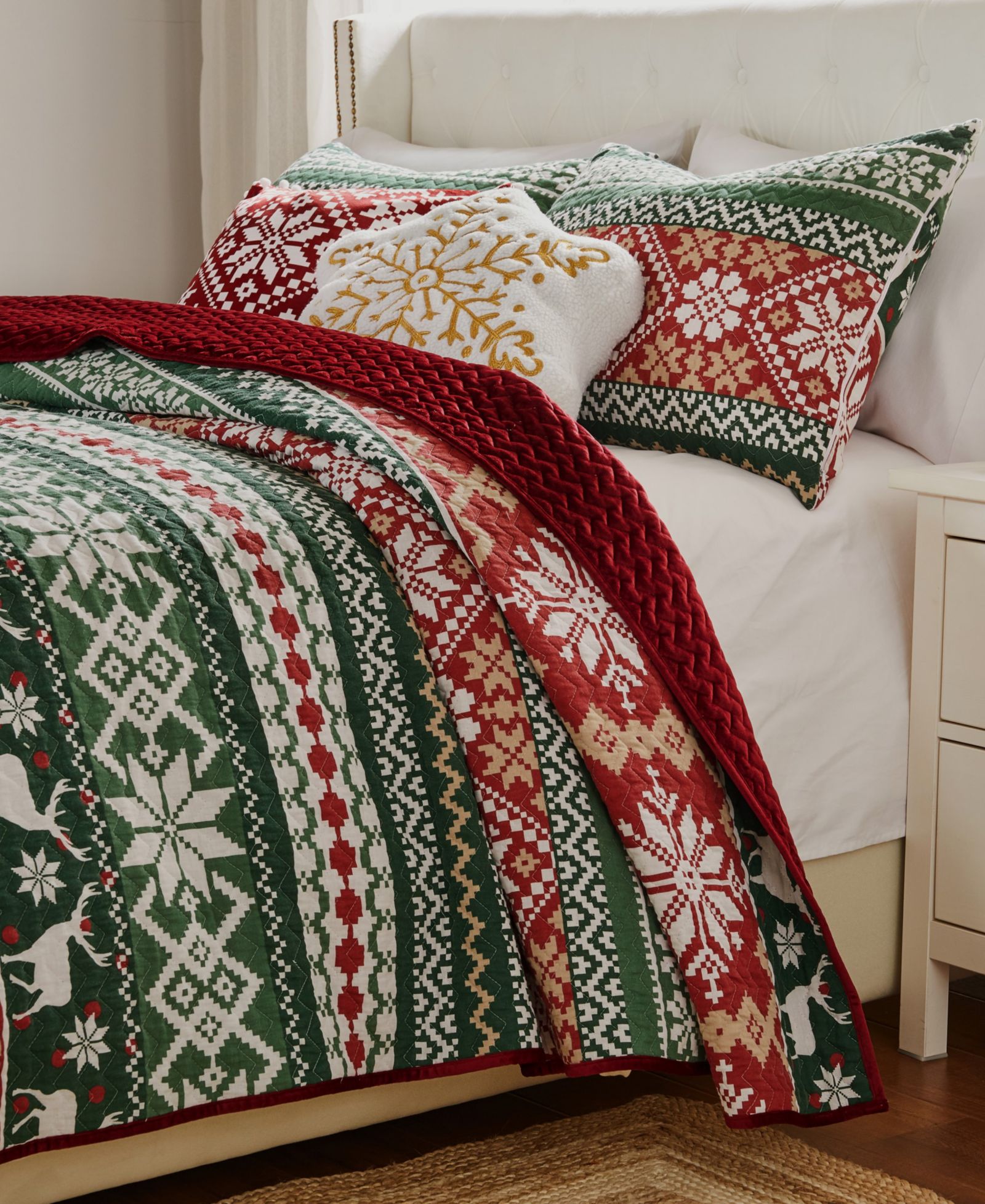 Greenland Home Fashions Fair Isle Velvet Reversible 2 Piece Quilt Set, Twin/Twin XL