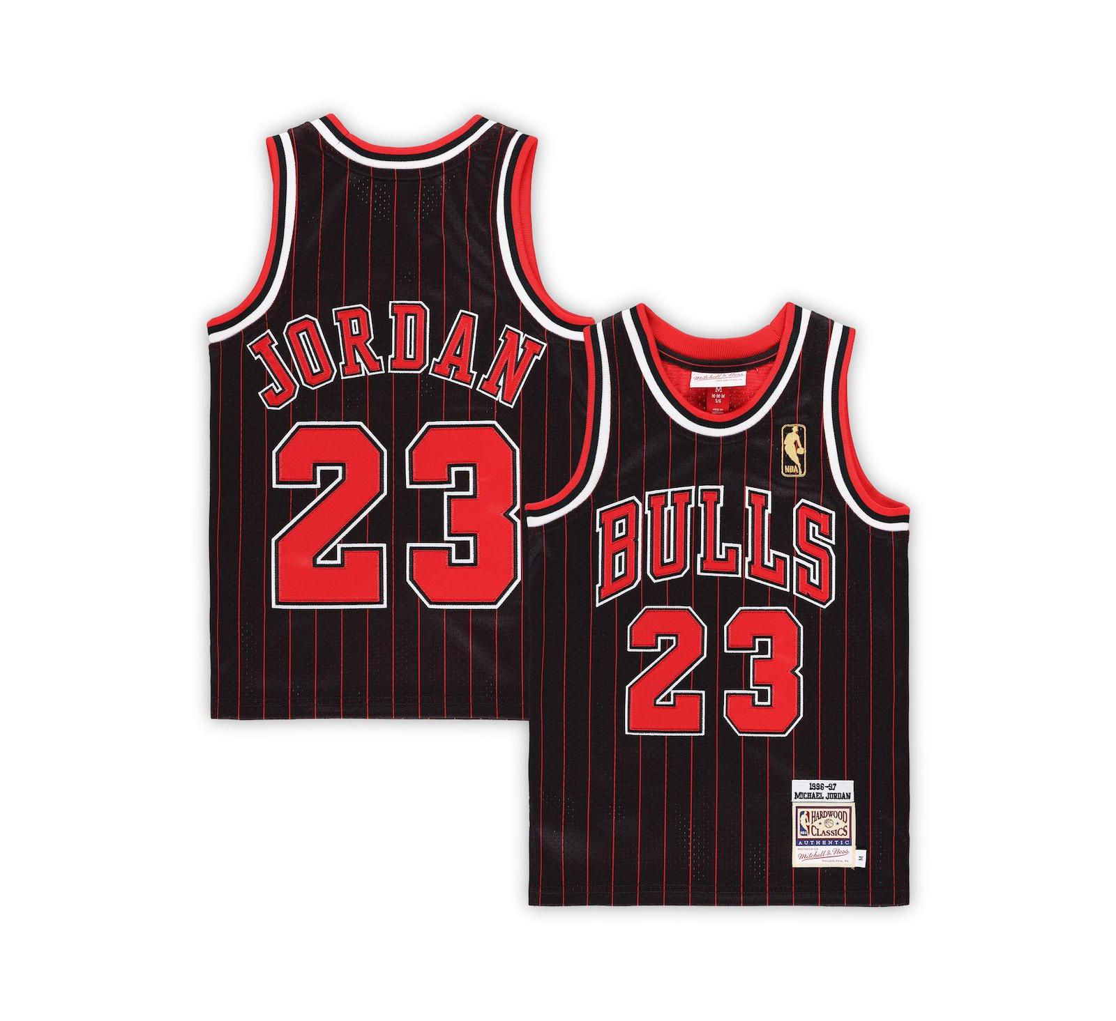 Mitchell & Ness джерси Michael Jordan Chicago Bulls 1996/97 Hardwood Classics Authentic для мальчиков и девочек дошкольного возраста, черный
