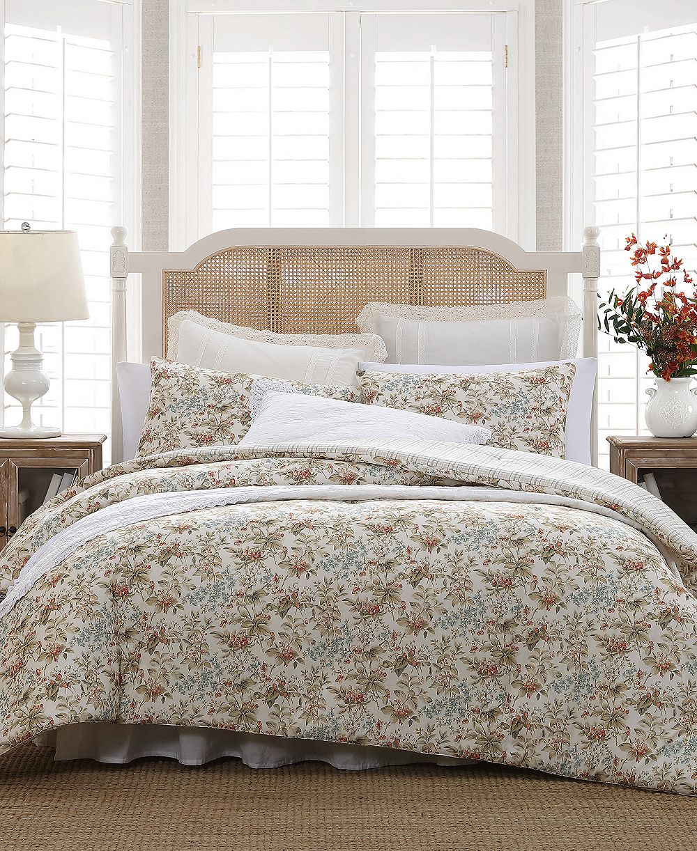 Laura Ashley Bramble Floral Cotton Reversible 3-Piece Comforter Set, Full/Queen