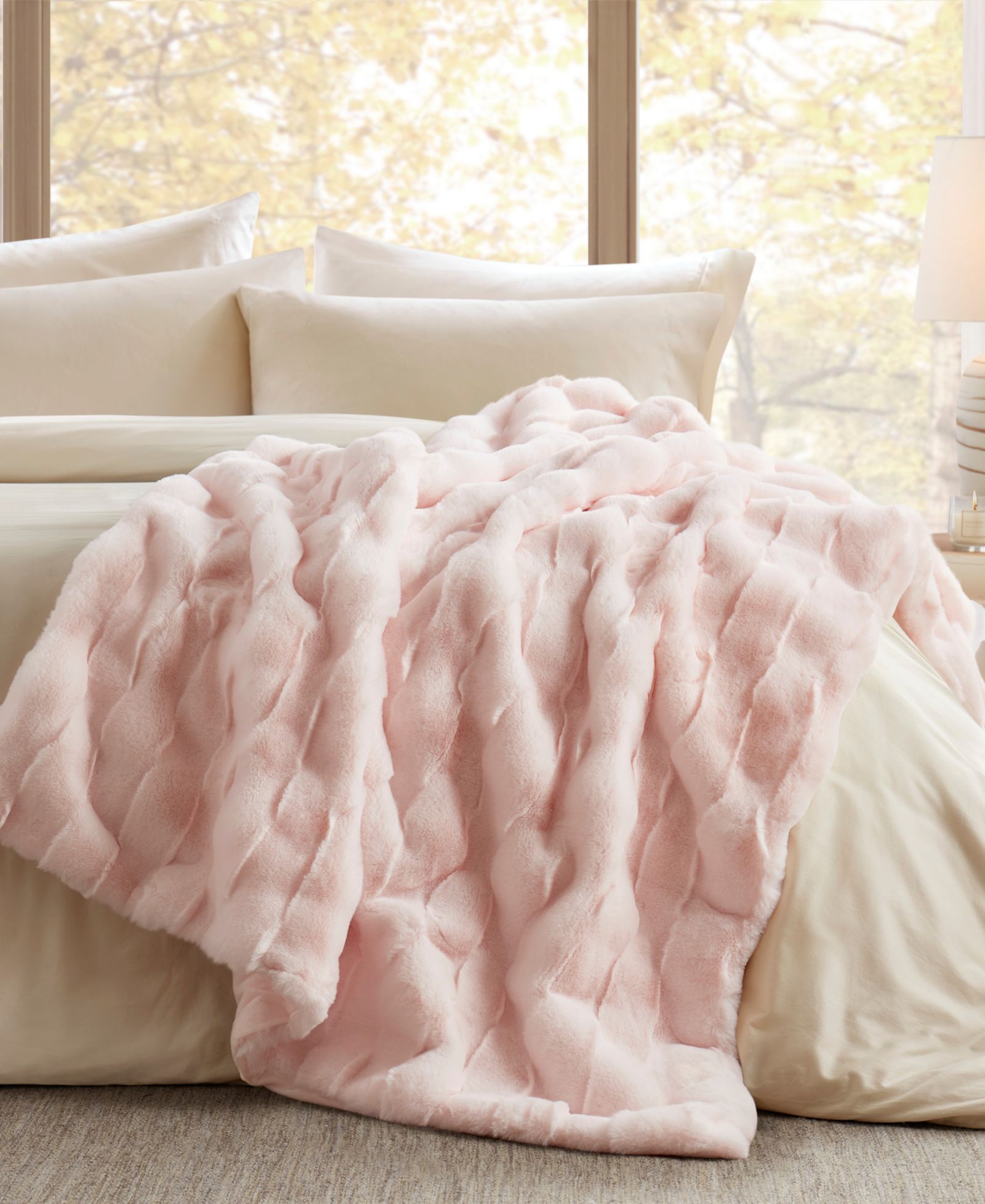 Плед Madison Park Vivienne Faux Fur Throw, 50" x 60"