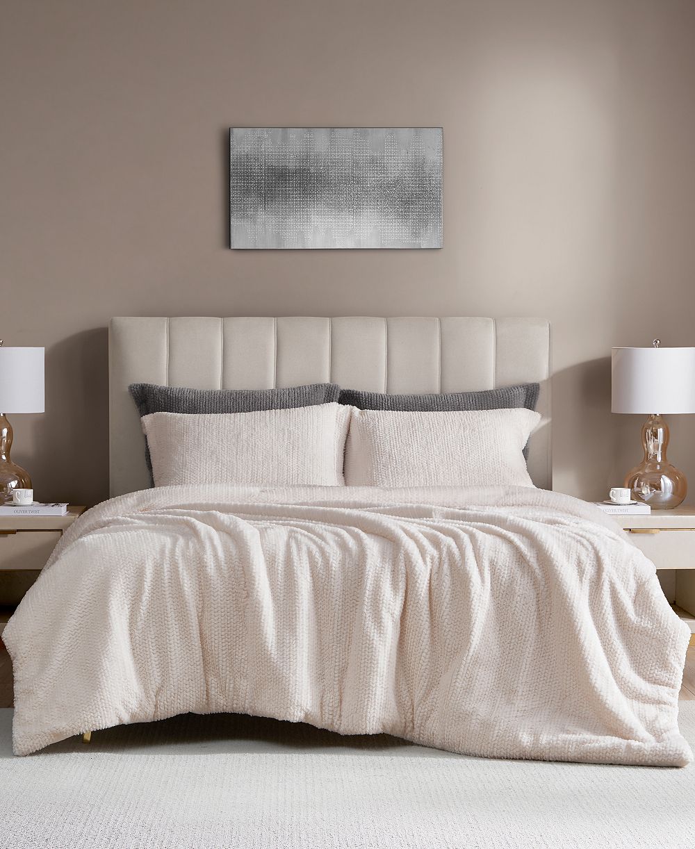 Royal Luxe Faux Fur to Mink Reversible 3 Piece Comforter Set, Full/Queen